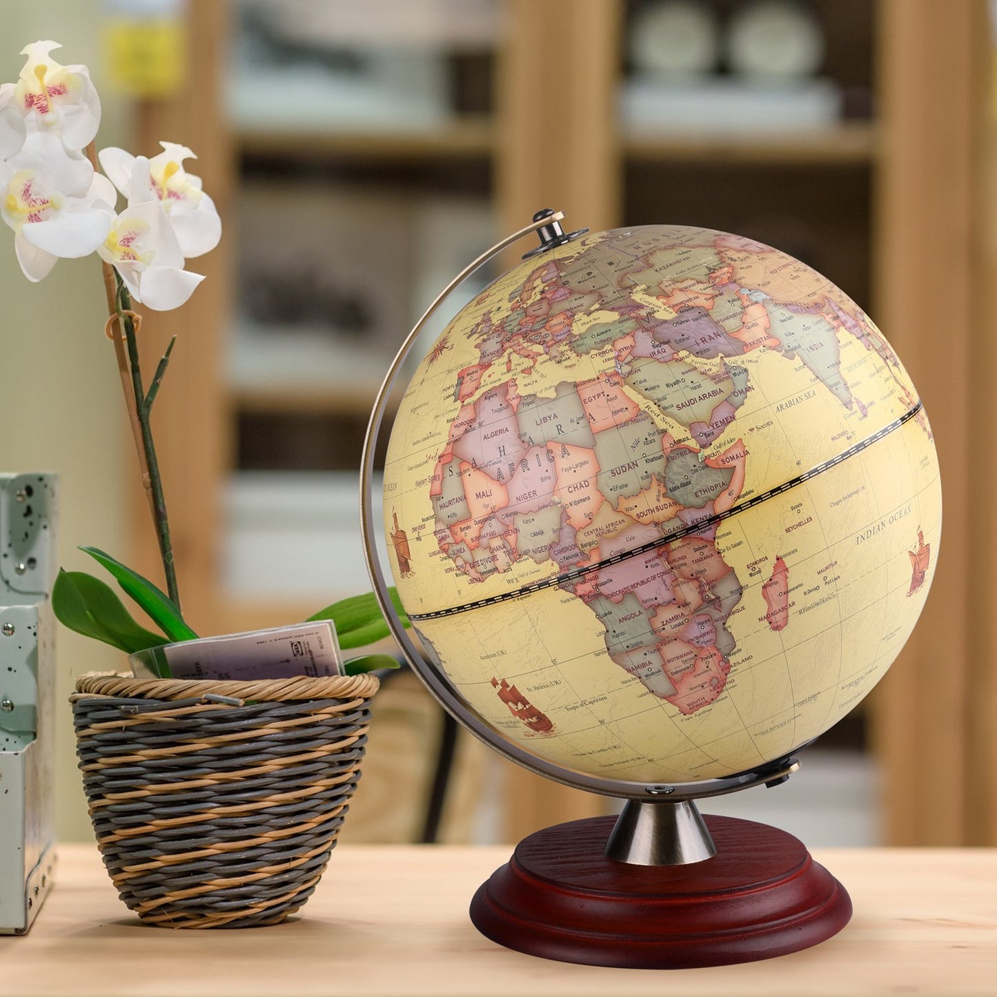 TTKTK Illuminated World Globe for Adults & Kids with Wooden Stand,Built in LED Lamp for Illuminated Night View Antique Globe for Home Décor and Office Desktop 8inch